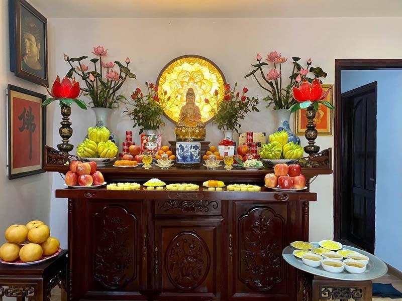 Cách bài trí bàn thờ gia tiên